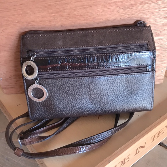 Brighton mini shoulder Bag with adjustable strap. - Picture 2 of 5